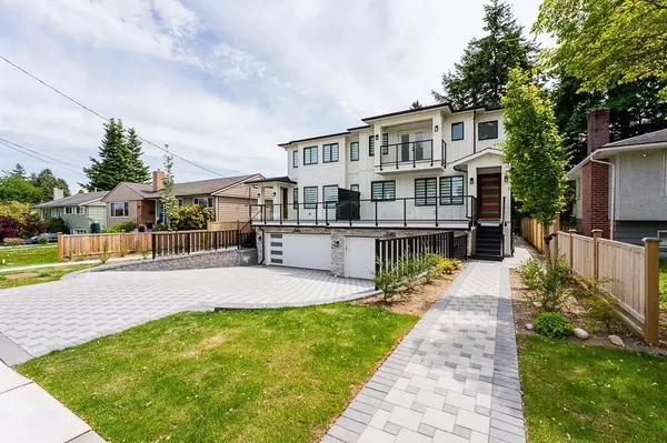 15492 THRIFT AVENUE, White Rock, BC V4B2L9