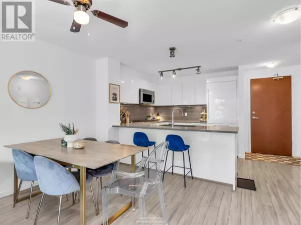 Coquitlam, BC V3B0J2,1128 KENSAL PL #202
