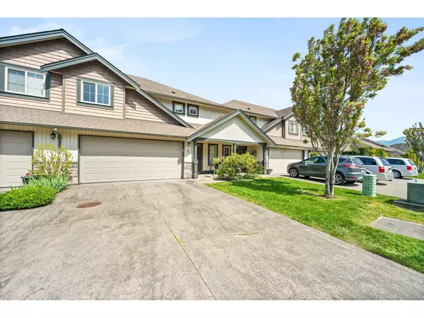 Chilliwack, BC V2R0C2,44523 MCLAREN DR #8