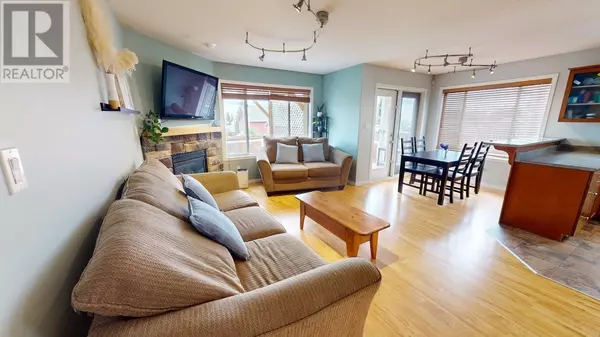 Fort St. John, BC V1J0C3,8716 114 AVENUE