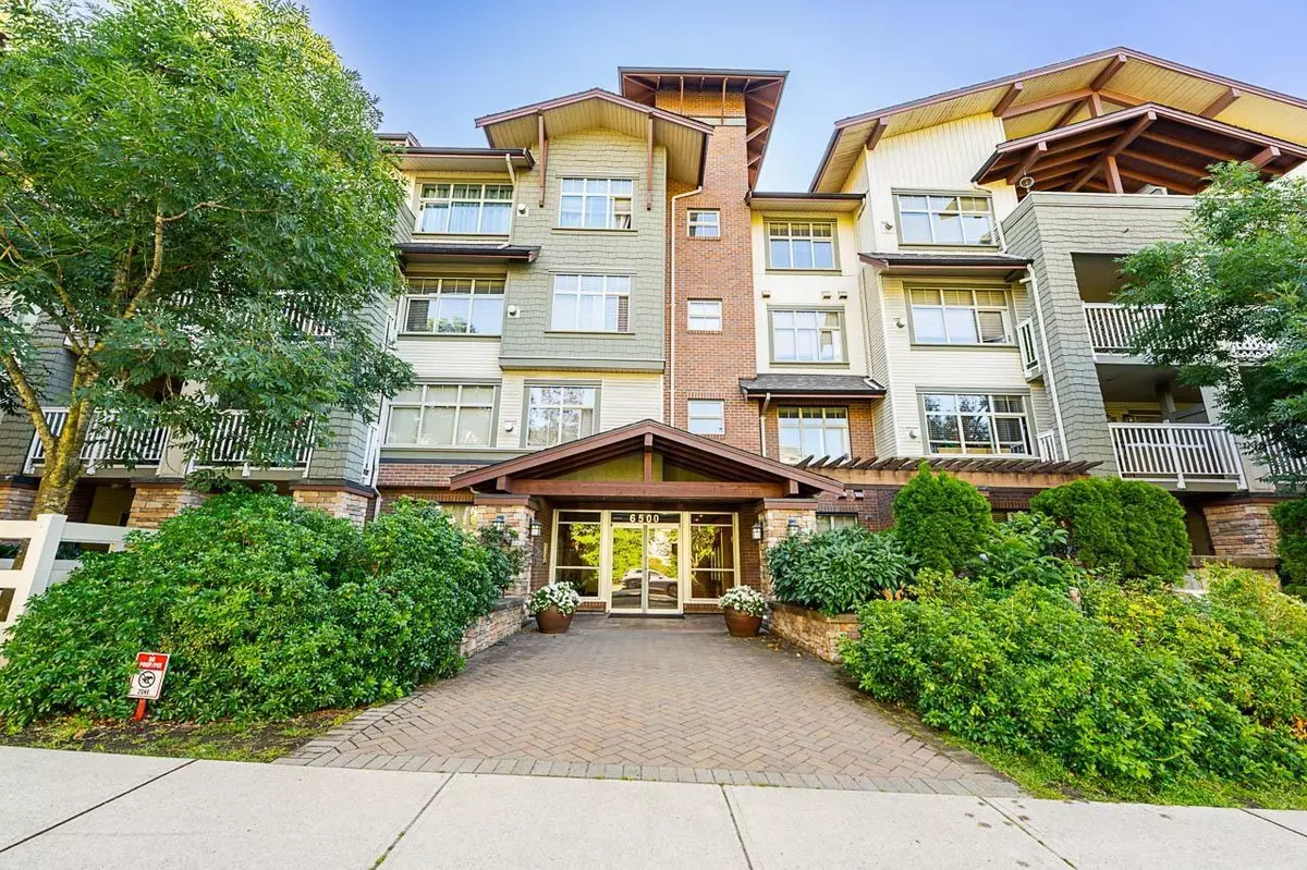 Surrey, BC V4N5X4,6500 194 #201