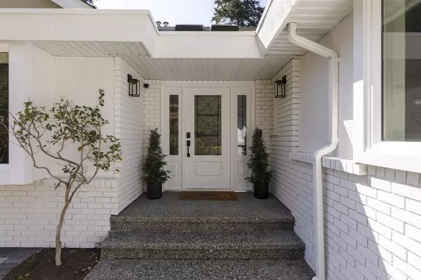 Surrey, BC V4A9G2,1627 127 STREET