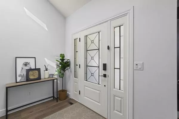 Surrey, BC V4A9G2,1627 127 STREET