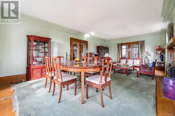 Vancouver, BC V6M2R8,1603 W 49TH AVENUE