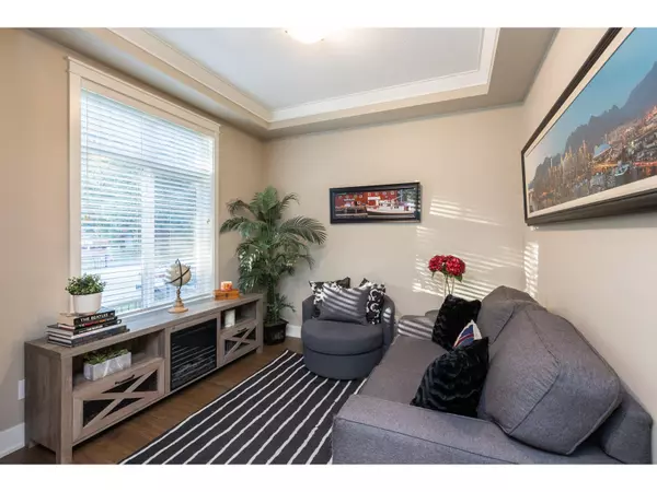 Surrey, BC V3Z9R1,254 172 STREET