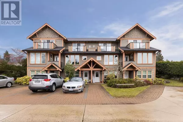 Gibsons, BC V0N1V9,728 GIBSONS WAY #14