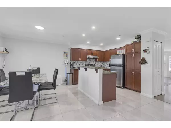 Surrey, BC V3W1P5,12040 68 AVE #186