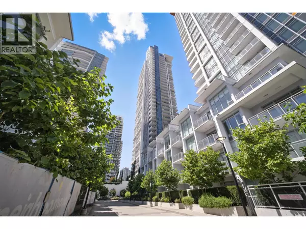 2311 BETA AVE #3302, Burnaby, BC V5C0M1