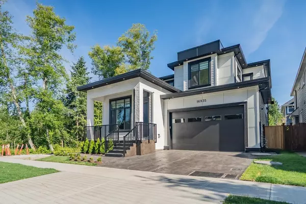 16935 0A AVENUE, Surrey, BC V3Z9N8