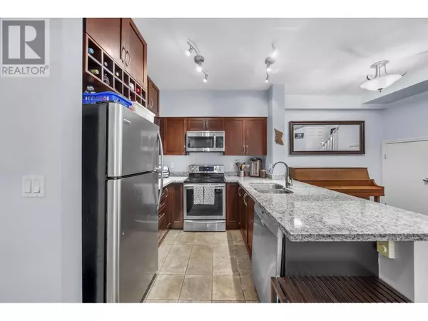 Port Moody, BC V3H5G7,15 FOREST PARK WAY #72