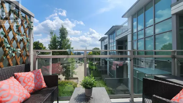 New Westminster, BC V3L0H4,200 NELSON'S CRES #208