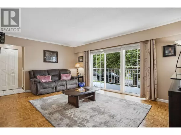 Vancouver, BC V5R3T5,4975 MOSS STREET