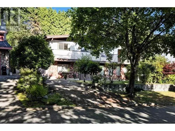 Burnaby, BC V5A3Z3,1362 PHILLIPS AVENUE
