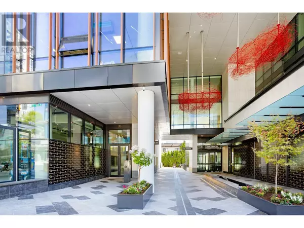 North Vancouver, BC V7L0J8,135 East 13TH ST #1406