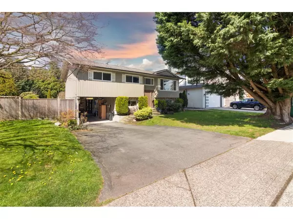 10743 DUNLOP ROAD, Delta, BC V4C2M7