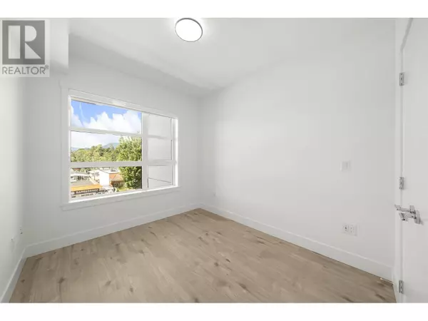 Burnaby, BC V5C0P4,4788 HASTINGS ST #317