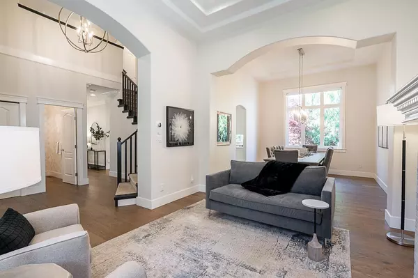 Surrey, BC V3Z0H4,15585 37 AVENUE