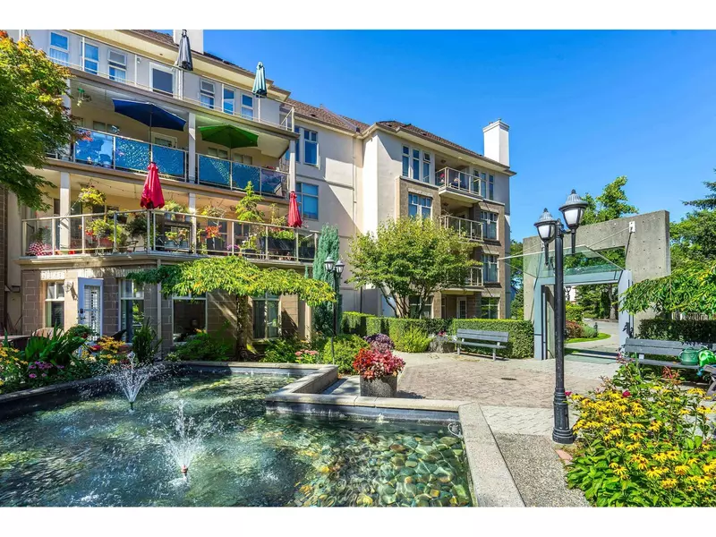 15340 19A #401, Surrey, BC V4A9W1