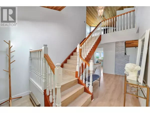 Sechelt, BC V7Z0M2,5504 DERBY ROAD