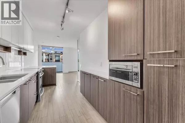 4310 HASTINGS ST #410, Burnaby, BC V5C2J9