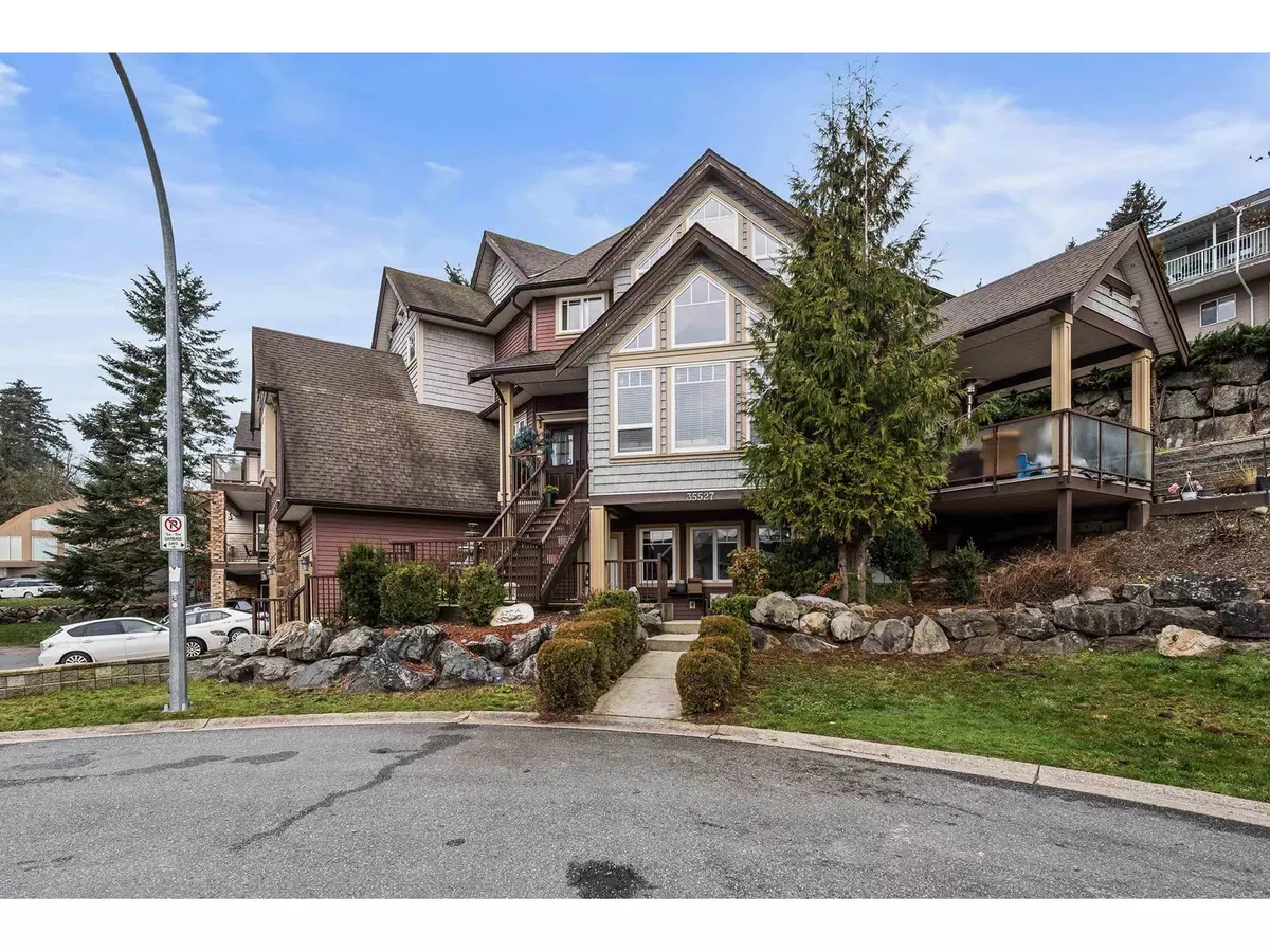 Abbotsford, BC V3G0B4,35527 ZANATTA PLACE