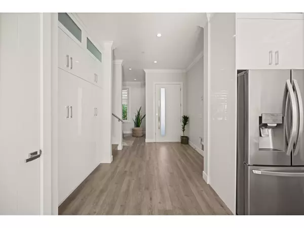 Langley, BC V2Y3R6,7415 197 STREET