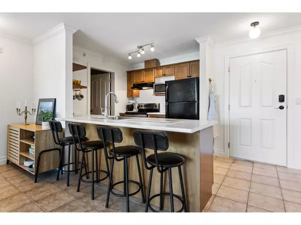 Chilliwack, BC V2R5Z2,45769 STEVENSON RD #410