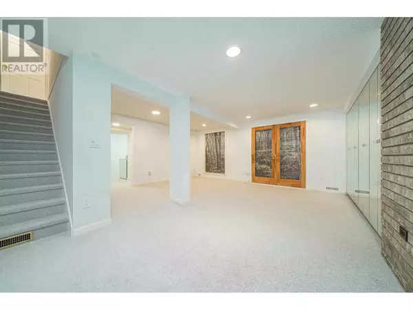 Vancouver, BC V5S3S9,3150 East 58TH AVE #34