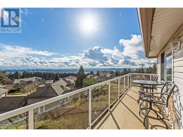 Coquitlam, BC V3K6N7,455 BROMLEY ST #308