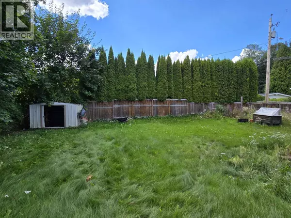 Terrace, BC V8G1C4,5107 MILLS AVENUE