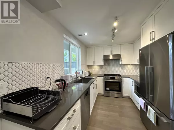 Richmond, BC V6Y0K9,7180 LECHOW ST #32