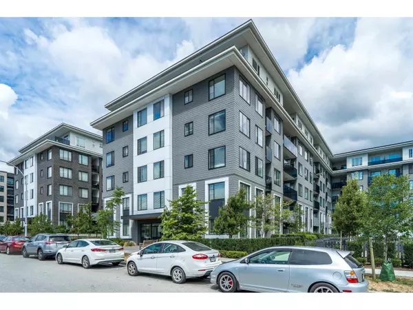 15825 85 #620, Surrey, BC V4N6W9