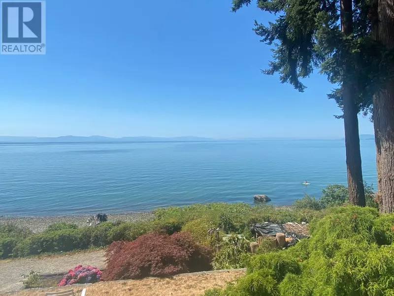 1714 OCEAN BEACH ESPLANADE, Gibsons, BC V0N1V5