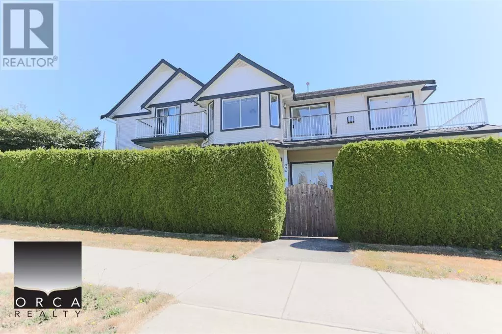 North Vancouver, BC V7L4V2,936 St ANDREWS AVENUE