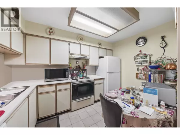 Burnaby, BC V5H4J3,6070 MCMURRAY AVE #1405