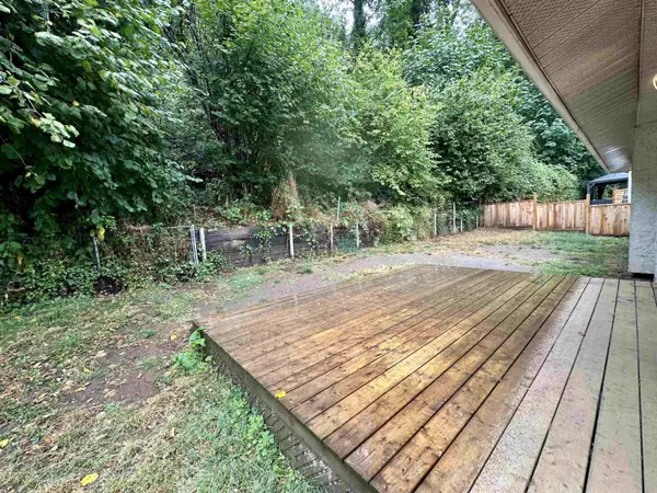 Abbotsford, BC V3G2B1,2464 CAMERON CRESCENT