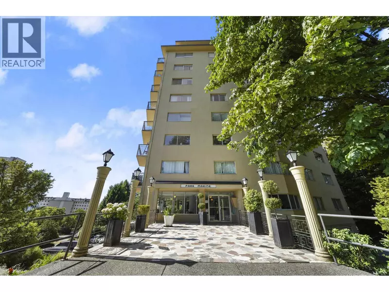 1930 MARINE DR #605, West Vancouver, BC V7V1J8