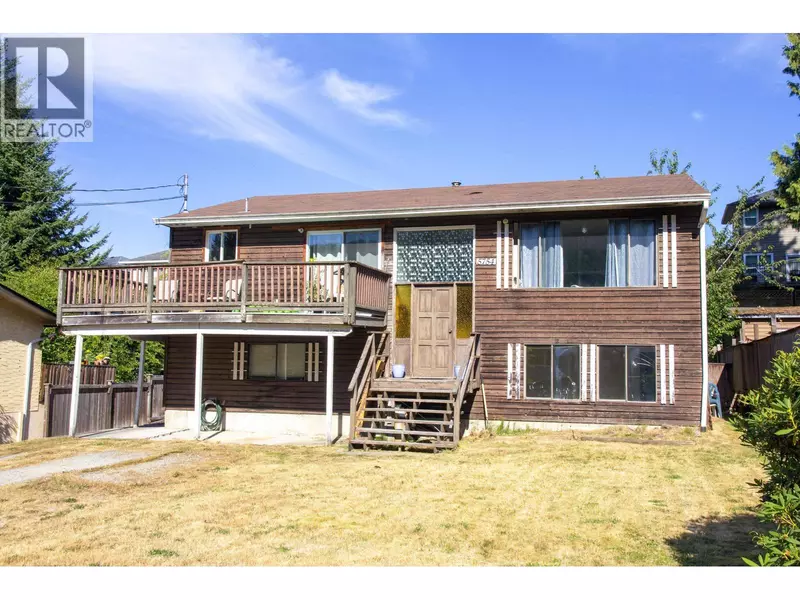 5754 BINNACLE AVENUE, Sechelt, BC V7Z0R4