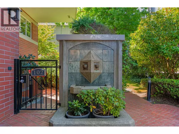 2128 West 43RD AVE #102, Vancouver, BC V6M2E1