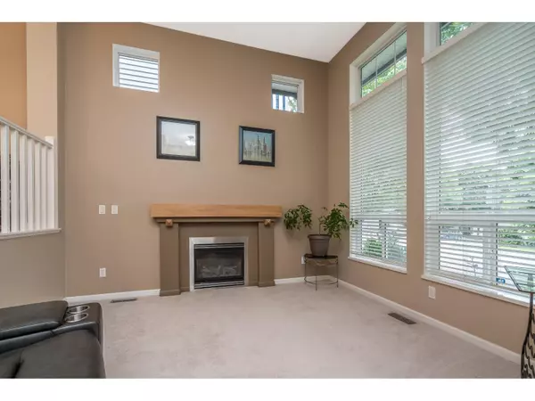 Langley, BC V2Y3A8,19879 69B AVENUE