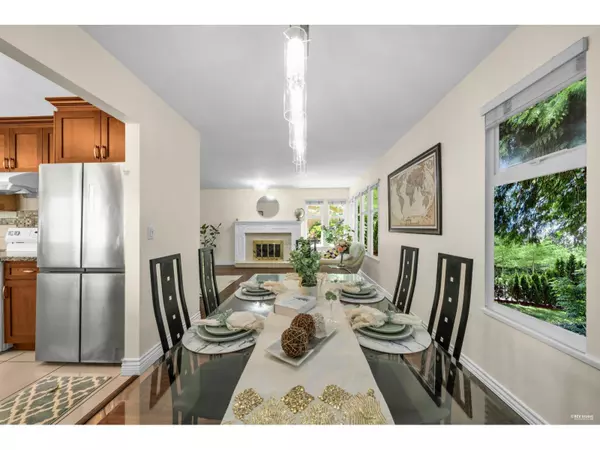 Surrey, BC V4A6R3,1906 148 STREET