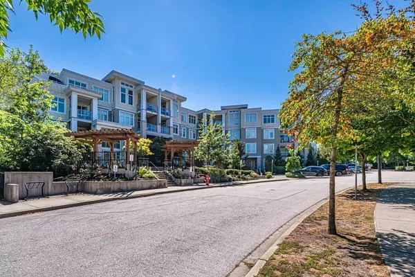 Surrey, BC V3Z1H3,15436 31 #107