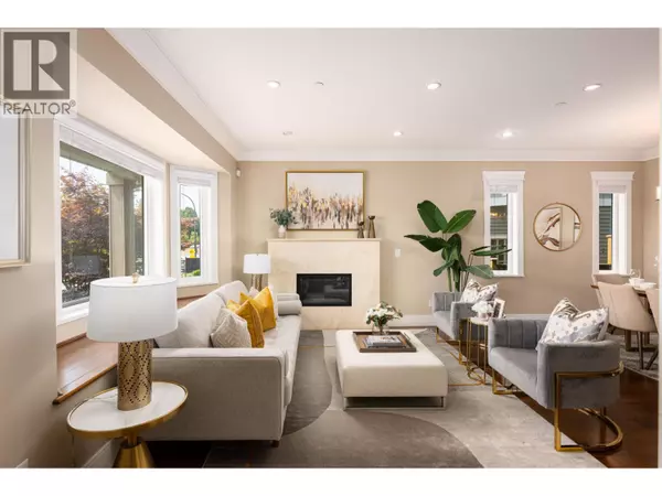 North Vancouver, BC V7L1V7,320 E KEITH ROAD