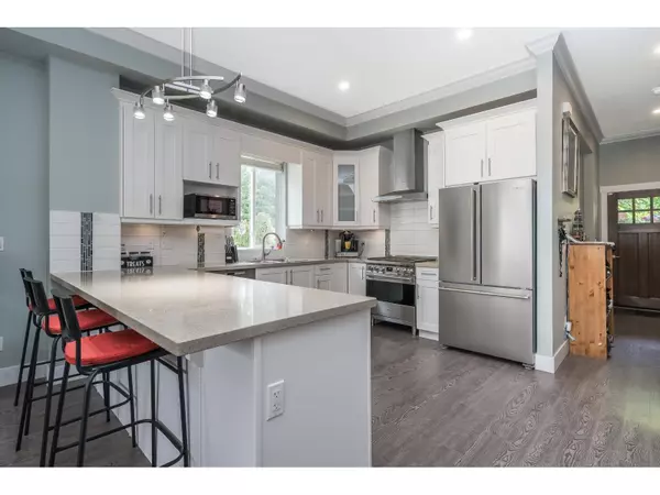 Surrey, BC V5N0B4,7343 191B STREET