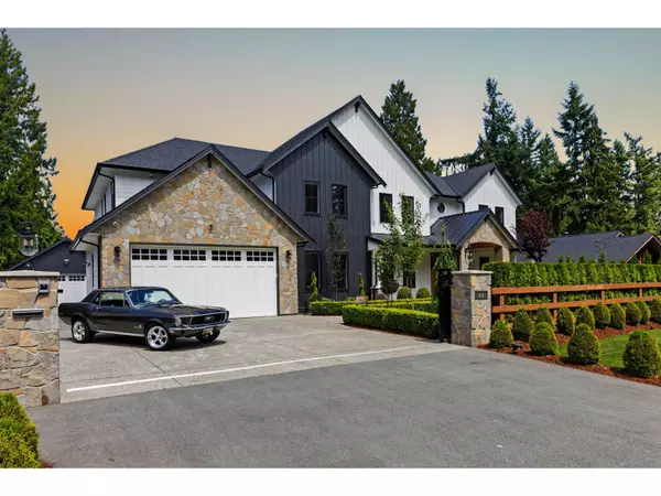19851 37 AVENUE, Langley, BC V3A2S4