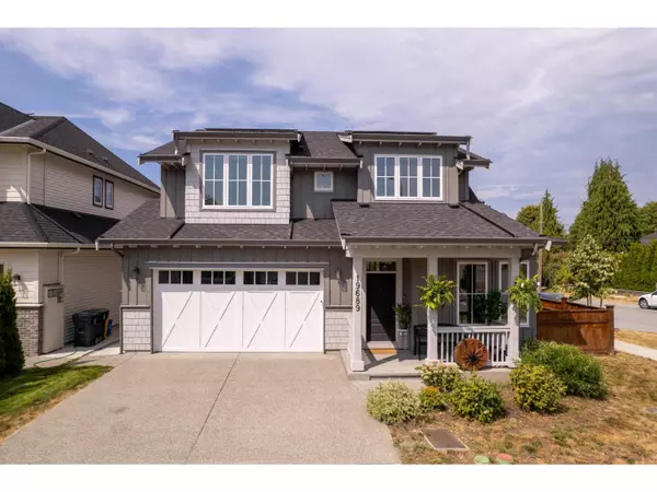 19689 78B AVENUE, Langley, BC V2Y4L8