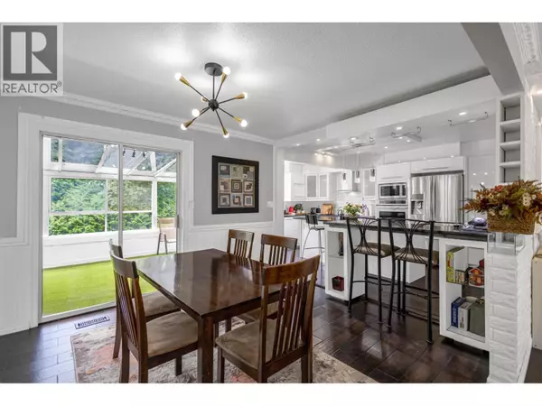 West Vancouver, BC V7S2W1,4380 WOODCREST ROAD