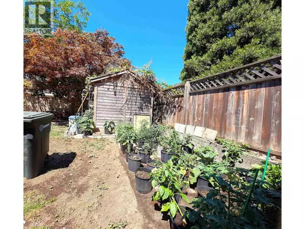 Burnaby, BC V5E2C3,7477-7479 HOLLY STREET