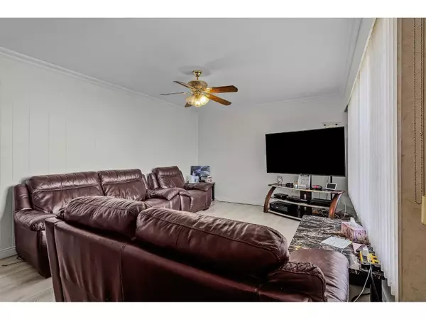 Abbotsford, BC V2T3K8,2489 PARKVIEW STREET