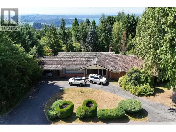 1084 GROVELAND ROAD, West Vancouver, BC V7S1Z4